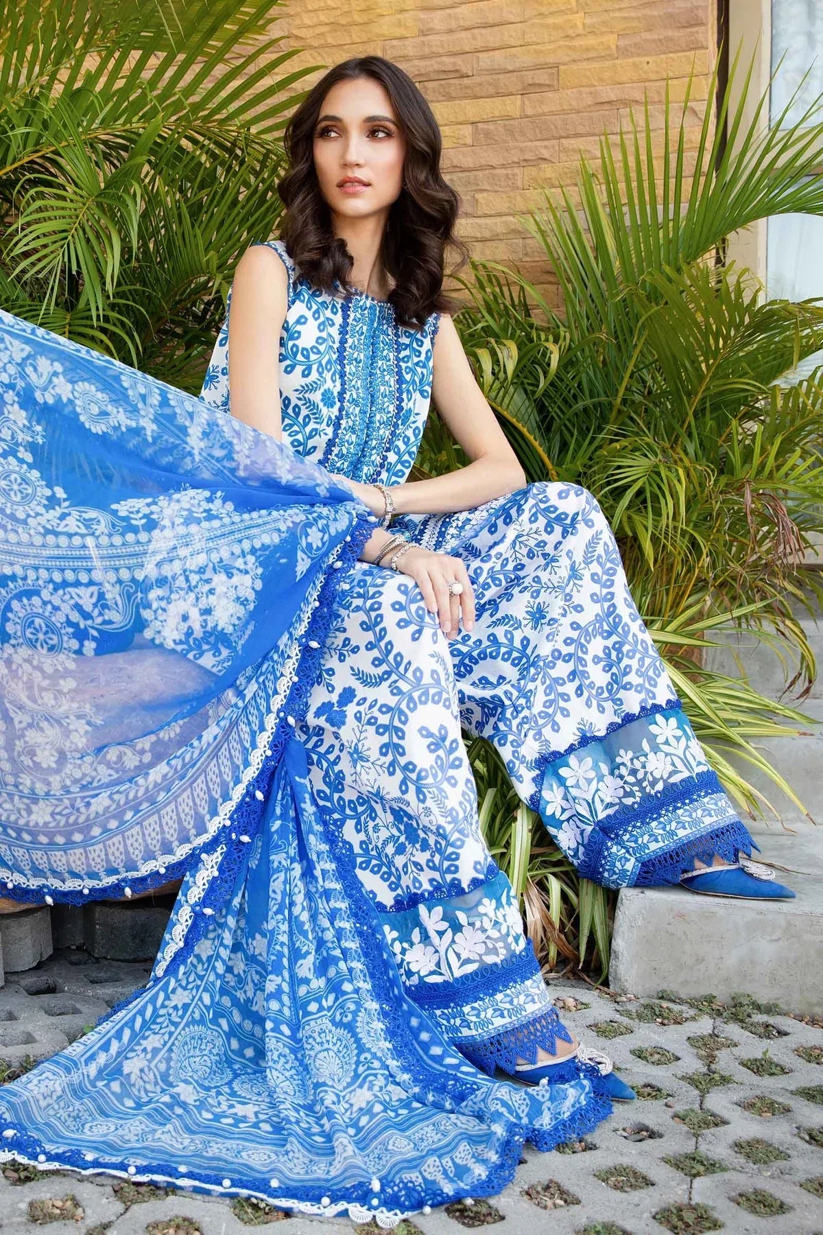 Maria B Luxury Eid Lawn Embroidered 3 Piece Unstitched MPT - 2504 - B - 3 Pieces Lawn - Zainabjees