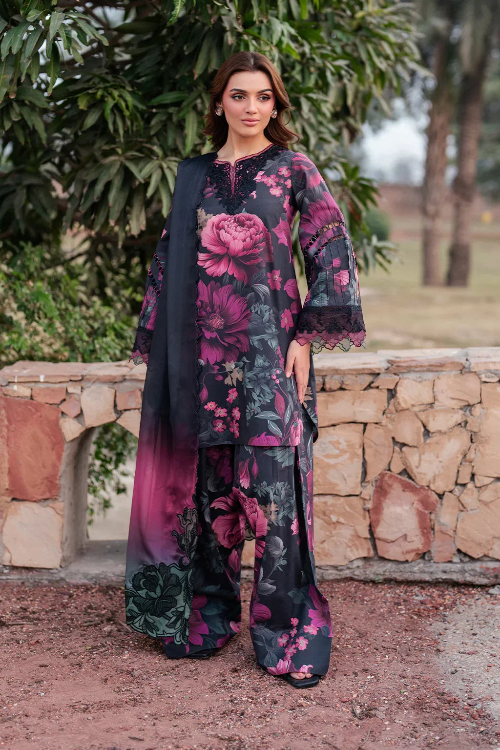 Iznik Rang e Mausam Luxury Lawn Embroidered Unstitched Collection UE - 399 - 3 Pieces Lawn - Zainabjees