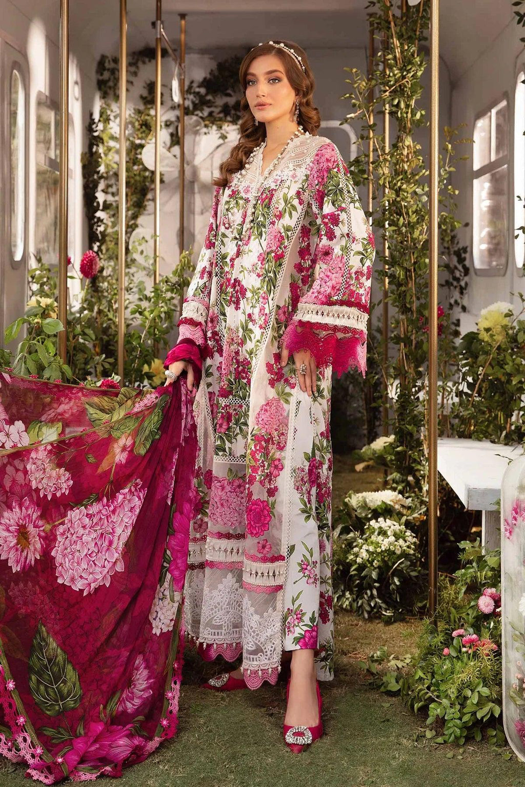 Maria.B Lawn Embroidered Unstitched 3 Pieces MPrints MPT2102A