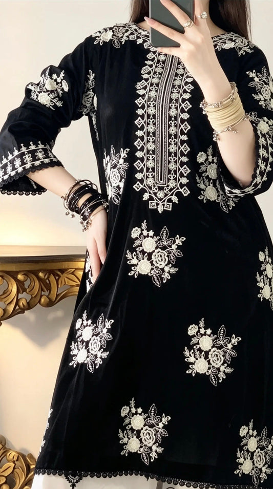 Poshkari Luxury Embroidered Lawn Unstitched 3Pc Suit PA-0052